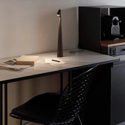 GlowLyse | Minimalistisk trådlös LED-bordslampa